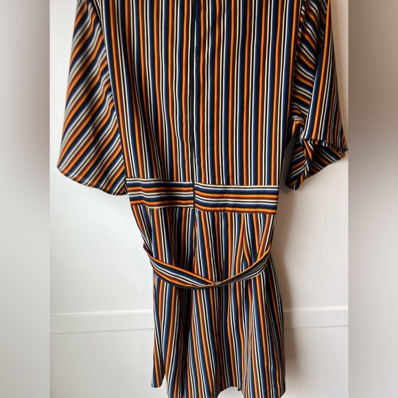 Striped Romper - Picture 4 of 4